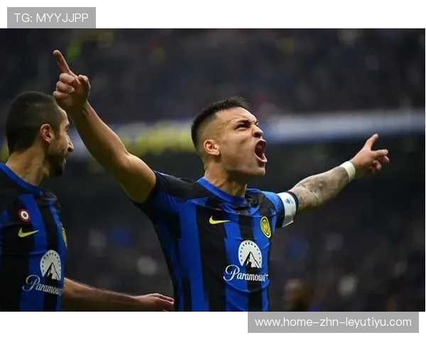 国米中场控球训练异常扎实,引领球队迈向新高峰 国米中场控球训练异常扎实,引领球队迈向新高峰